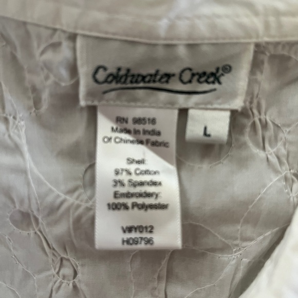 Zip up white blouse - Picture 3 of 7